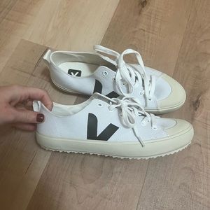 Veja Nova Sneakers - 9/40 - never worn!